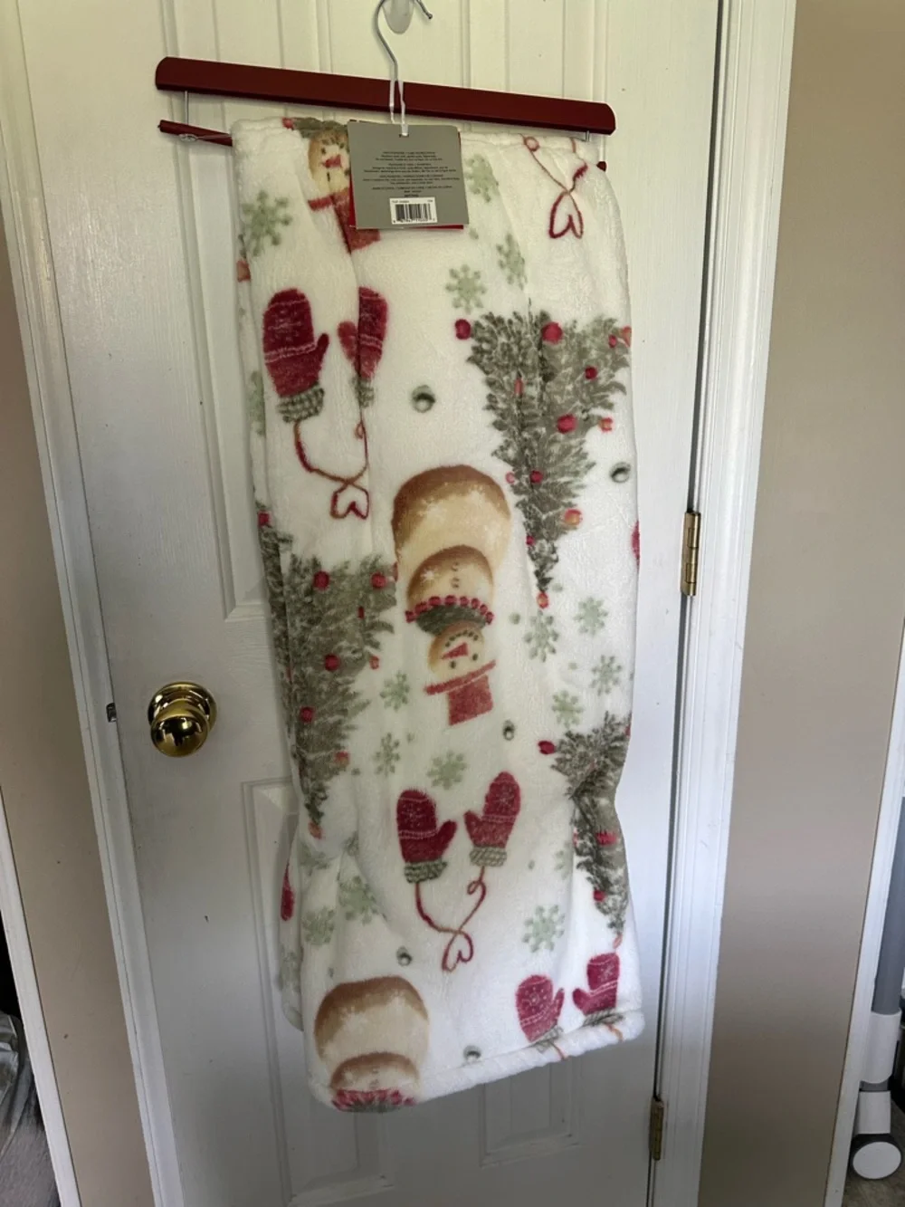 Oversized Holiday Throw Blanket - White with Red & Green Snowman Design